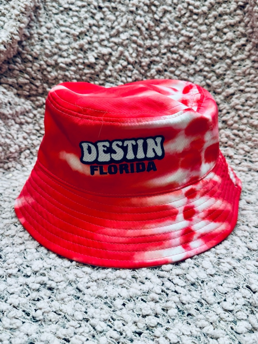 Kids Red/White Tie Dye Bucket Hat
